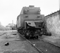 Magyarország, A kép forrását kérjük így adja meg: Fortepan / Budapest Főváros Levéltára. Levéltári jelzet: HU.BFL.XV.19.c.10, 1963, Budapest Főváros Levéltára / BRFK helyszínelési fényképei, BRFK Hivatala Bűnügyi Technikai Osztály, gőzmozdony, járműroncs, MÁV 424 sorozat, MÁV 315 sorozat, Fortepan #104492