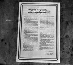 Magyarország, A kép forrását kérjük így adja meg: Fortepan / Budapest Főváros Levéltára. Levéltári jelzet: HU.BFL.XV.19.c.10, 1963, Budapest Főváros Levéltára / BRFK helyszínelési fényképei, BRFK Hivatala Bűnügyi Technikai Osztály, plakát, politika, graffiti, Fortepan #104508