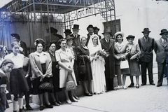 Magyarország, Budapest VII., a Kazinczy utcai orthodox központ udvara, hüpe (menyegzői baldachin) a zsinagógánál., 1947, Hámori Gyula, zsidóság, Budapest, héber írás, hüpe, Dávid csillag, esküvő, Fortepan #104652