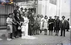 Magyarország, Budapest VII., a Kazinczy utcai orthodox központ udvara, hüpe (menyegzői baldachin) a zsinagógánál., 1947, Hámori Gyula, zsidóság, Budapest, héber írás, hüpe, Dávid csillag, esküvő, Fortepan #104672