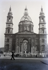 Hungary, Budapest V., Szent István tér, Szent István-bazilika (Ybl Miklós, 1906.)., 1948, Hámori Gyula, basilica, Renaissance Revival, Miklós Ybl-design, Catholic Church, József Hild-design, Budapest, Fortepan #104691