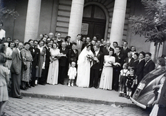 Magyarország, Budapest IV., Szent István tér, református templom., 1946, Hámori Gyula, esküvő, család, olasz gyártmány, menyasszony, vőlegény, automobil, Lancia-márka, Lancia Aprilia, Budapest, Fortepan #104817