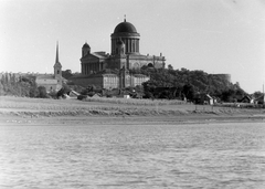 Magyarország, Esztergom, a Szent György-templom és az Ószeminárium mögött a Bazilika., 1952, Kurutz Márton, Bazilika, Hild József-terv, Fortepan #10498