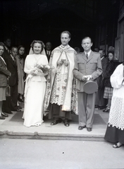 Magyarország, Budapest V., Ferenciek tere, Belvárosi Ferences Templom., 1946, Hámori Gyula, esküvő, Budapest, pap, vőlegény, menyasszony, Fortepan #105083