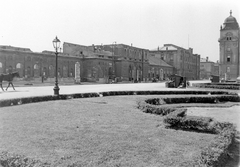 Magyarország, Győr, Városház (Szabadság) tér, vasútállomás., 1950, UVATERV, háborús kár, ló, lámpaoszlop, pályaudvar, vasútállomás, Pfaff Ferenc-terv, Fortepan #10589