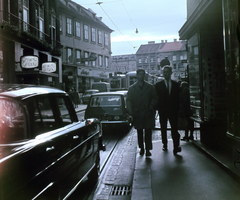 Ausztria, Graz, Murgasse a Neutorgasse (mára lebontott) házai felé nézve., 1964, Hunyady József, színes, automobil, rendszám, országjelzés, Fortepan #106662