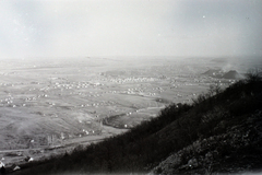 Magyarország, Pécs, kilátás a Misina tetőről dél felé. Jobbra a Gyárvárosi Munkás Szent József-templom, mögötte a hőerőmű., 1947, Hunyady József, látkép, Fortepan #107022