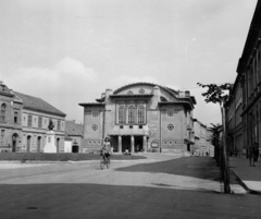 Magyarország, Sopron, Petőfi tér, Petőfi Színház., 1960, Hunyady József, színház, szecesszió, Art Nouveau, Medgyaszay István-terv, Fortepan #107057