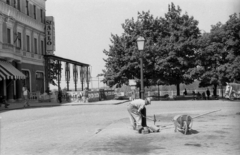 Magyarország, Baja, Szentháromság (Béke) tér. A felvétel az Aranysárkány című film forgatásakor készült., 1966, Hunyady József, Fortepan #107299