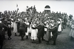 1940, Kókány Jenő, flag, dance, soldier, Fortepan #107445