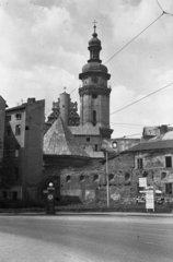 Ukrajna, Lviv, Mitna tér, háttérben a Bernardine templom és kolostor., 1942, Kókány Jenő, templom, Fortepan #107550