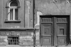 Hungary, Budapest XXII., Kossuth Lajos utca 23., 1982, Makovecz Benjamin, Budapest, house number sign, gate, stained glass, Fortepan #107961