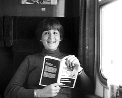 1978, Mészöly Leonóra, portrait, railway, book, lady, train, reading, Fortepan #10802