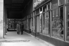 Hungary, Budapest I., Fő utca 56-58. a Csalogány utca felől nézve., 1985, Makovecz Benjamin, Budapest, Fortepan #108316