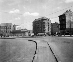 Magyarország, Budapest II., Széna tér., 1951, UVATERV, autóbusz, utcakép, városkép, MÁVAG-márka, MÁVAG N26/36, Budapest, Fortepan #10903