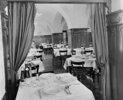 Hungary, Tata, Ady Endre utca 22., Kristály szálloda., 1962, Bauer Sándor, hotel, restaurant, Fortepan #109900