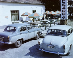 Magyarország, Szentendre, Határcsárda Leányfalu mellett., 1965, Bauer Sándor, színes, Skoda Octavia, Moszkvics 407, rendszám, Fortepan #110687