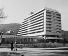 Magyarország, Sopron, Lővér körút 37., SZOT-KPVDSZ üdülő (később Hotel Szieszta)., 1973, Bauer Sándor, Fortepan #110855