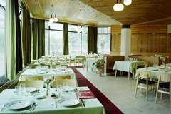 Magyarország, Ajka, Szabadság tér 8., Hotel Ajka, étterem., 1974, Bauer Sándor, Fortepan #110949