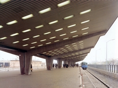 Magyarország, Budapest X., Örs vezér tere / Fehér út metróvégállomás., 1971, Lovas Gábor, Pálmai István, színes, metró, metróállomás, Budapest, Fortepan #11105