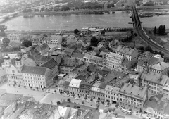 Szlovákia, Trencsén, kilátás a várból a Vág folyó felé., 1963, Kurutz Márton, Csehszlovákia, templom, barokk-stílus, piarista rend, Fortepan #11150