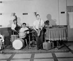 Hungary, 1972, Bauer Sándor, band, double bass, saxophone, drummer, cymbal, Fortepan #111842