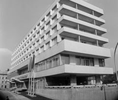 Magyarország, Székesfehérvár, Hotel Alba Regia., 1972, Bauer Sándor, szálloda, neon felirat, Fortepan #111867