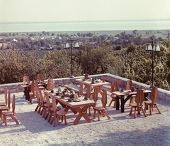 Magyarország,Balaton, Vonyarcvashegy, Helikon Taverna., 1969, Bauer Sándor, színes, terasz, Fortepan #111896