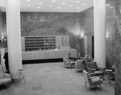 Magyarország, Budapest VII., Rákóczi út 58., Metropol szálló, hall, recepció., 1960, Bauer Sándor, oszlop, recepció, Budapest, Fortepan #112611