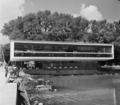 Hungary,Lake Balaton, Badacsonytomaj, hajóállomás, Tátika étterem (Callmeyer Ferenc, 1962.)., 1962, Bauer Sándor, restaurant, barrier, port, modern architecture, Ferenc Callmeyer-design, Fortepan #114043