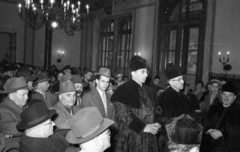 Magyarország, Budapest VIII., József körút 27., az Országos Rabbiképző Intézet zsinagógája. Jobbra ül Salgó László főrabbi., 1963, Bauer Sándor, zsidóság, Budapest, Fortepan #114415