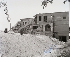 Magyarország, Budapest II., Áfonya utca 11., Zilahy-villa. A felvétel az 1942. szeptember 4-éről 5-ére virradó éjjeli bombatámadás után készült., 1942, Buzinkay Géza, Budapest, Fortepan #114599