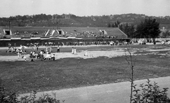 Magyarország, Margitsziget, Budapest, Úttörő sporttelep / Úttörő stadion (később Margitszigeti Atlétikai Centrum), íjászverseny., 1960, Móra András, nézőtér, sportpálya, Fortepan #114883