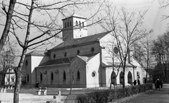 Magyarország, Budapest XV., Klebelsberg Kuno (Bajcsy-Zsilinszky) utca 43., Keresztelő Szent János-templom., 1959, Móra András, templom, katolikus, neogótika, neoromán építészet, Budapest, csúcsív, Fortepan #114904