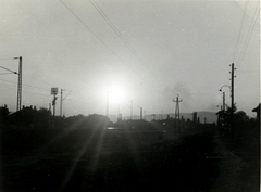 Magyarország, Budapest XV., Rákospalotai Körvasút sor a Pestújhelyi út környékéről az Ady Endre utca irányába nézve., 1960, Móra András, Budapest, villanyoszlop, ellenfény, tájkép, Fortepan #114964