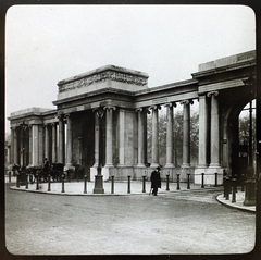 Egyesült Királyság, London, a Hyde Park bejárata a Piccadilly - Park Lane - Knightsbridge találkozásánál., 1900, Fortepan/Album006, kapu, portikusz, neoklasszicizmus, Decimus Burton-terv, Fortepan #115050