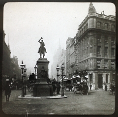 United Kingdom, London, Holborn Circus, Albert herceg lovasszobra., 1900, Fortepan/Album006, sculpture, monument, horse sculpture, Prince Albert-portrayal, Charles Bacon-design, Fortepan #115059