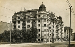 Magyarország, Budapest XII., Böszörményi út, szemben a 13-15. számú ház, távolabb a későbbi Királyhágó tér sarkán álló ház látható. A felvétel a Szoboszlai utca torkolatánál készült., 1932, Jurányi Attila, utcakép, Budapest, Fortepan #115066