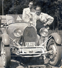 Hungary, Orosháza,Gyopárosfürdő, 1937, Kelemen Zsuzsa, French brand, automobile, Bugatti-brand, Fortepan #115131