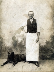 1910, Zsivkov Anita - Koós Árpád / Kocsis András fényképei, portrait, dog, vest, apron, Fortepan #115189