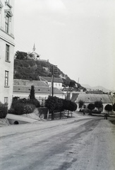 Magyarország, Esztergom, Majer István (Beitovszky János) út, szemben a Szent Tamás-hegyen a Fájdalmas Szűz-kápolna., 1933, Széman György, Fortepan #115668