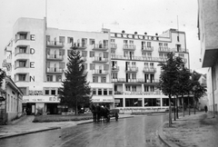 Szlovákia, Pöstyén, Eden és Excelsior (később Jalta) szállók., 1932, Gyöngyi, Csehszlovákia, vendéglátás, lovaskocsi, utcakép, szálloda, fogat, bauhaus, Funkcionalizmus, Pavel Weisz-terv, Ľudovít Weiss-terv, Fortepan #11571