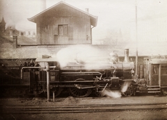 Hungary, Budapest I., Déli pályaudvar., 1905, Széman György, steam locomotive, railway, coach, water crane, Budapest, Fortepan #115767