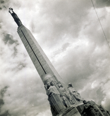 Latvijas Republika, Riga, Szabadság emlékmű (Kārlis Zāle, 1935.)., 1937, Lettner József, monument, Kārlis Zāle-design, Fortepan #116176