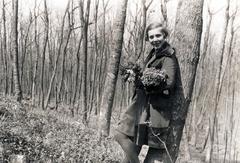 1930, Fortepan/Album009, portrait, woods, posture, lady, Fortepan #116500