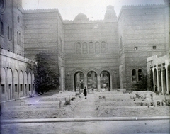 Magyarország, Budapest VII., a Dohány utcai zsinagóga udvara., 1945, Fortepan/Album011, Herbst Imre, holokauszt, zsinagóga, zsidóság, Budapest, fasizmus, Fortepan #116651