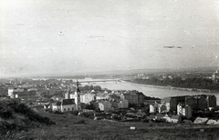 Magyarország, Budapest II., kilátás a Szeréna úttól az Újlaki templom és az Árpád (Sztálin) híd felé., 1951, Horváth Márton, Budapest, templom, madártávlat, látkép, Fortepan #116786