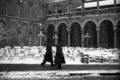 Magyarország, Budapest I., Clark Ádám tér, a Lánchíd presszó terasza., 1960, FSZEK Budapest Gyűjtemény / Sándor György, Sándor György, tél, hó, Budapest, Fortepan #117160