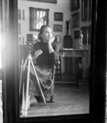 1956, Aradi Péter, Szenczi Mária, camera, photography, Rollei Rolleiflex, self-portrait, mirror, Fortepan #117408