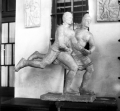 Hungary, Budapest VIII., Medgyessy Ferenc szobrászművész Százados úti műtermének verandája., 1956, Aradi Péter, Szenczi Mária, Budapest, sculpture, skating, Fortepan #117435